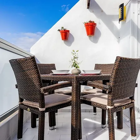 Hannah's Haven - 1 Bedroom Apt In The Heart Of Puerto Del Carmen