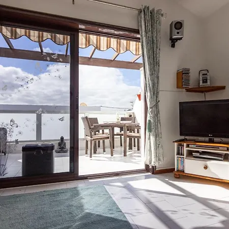 Hannah's Haven - 1 Bedroom Apt In The Heart Of Puerto Del Carmen ティアス